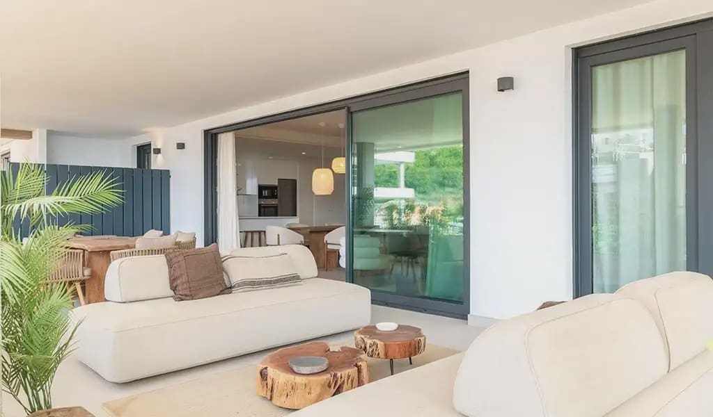 3 soverom Penthouse til salgs i Marbella med svømmebasseng garasje - € 1 020 000 (Ref: 9843815)