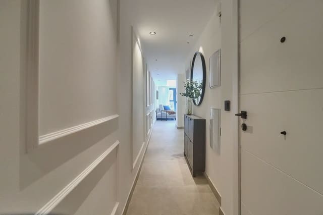 3 soverom Leilighet til salgs i Zona Puerto Deportivo, Fuengirola - € 497 000 (Ref: 9843827)