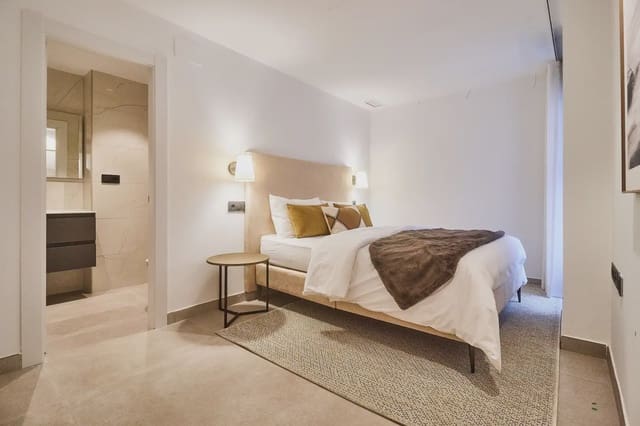 3 soverom Leilighet til salgs i Zona Puerto Deportivo, Fuengirola - € 497 000 (Ref: 9843827)