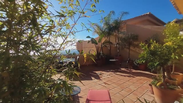 3 Zimmer Penthouse zu verkaufen in Calahonda, Mijas mit Pool Garage - 449.000 € (Ref: 9843831)