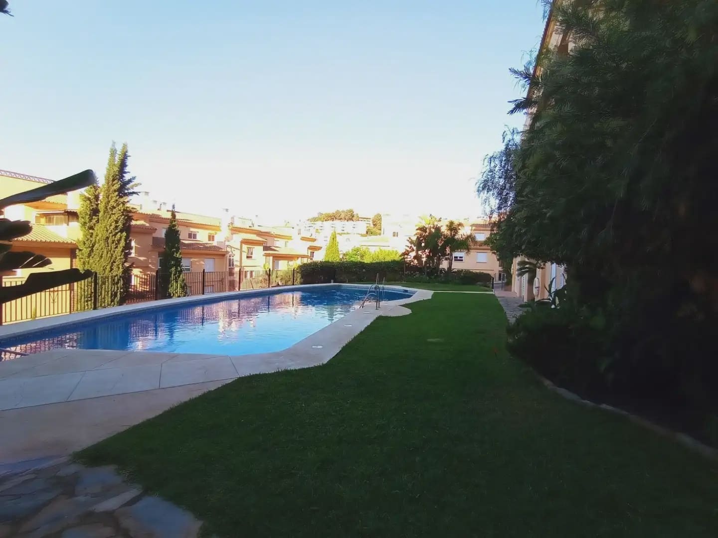 2 sypialnia Mieszkanie do wynajęcia w Mijas z basenem garażem - 1 490 € (Ref: 9843835)
