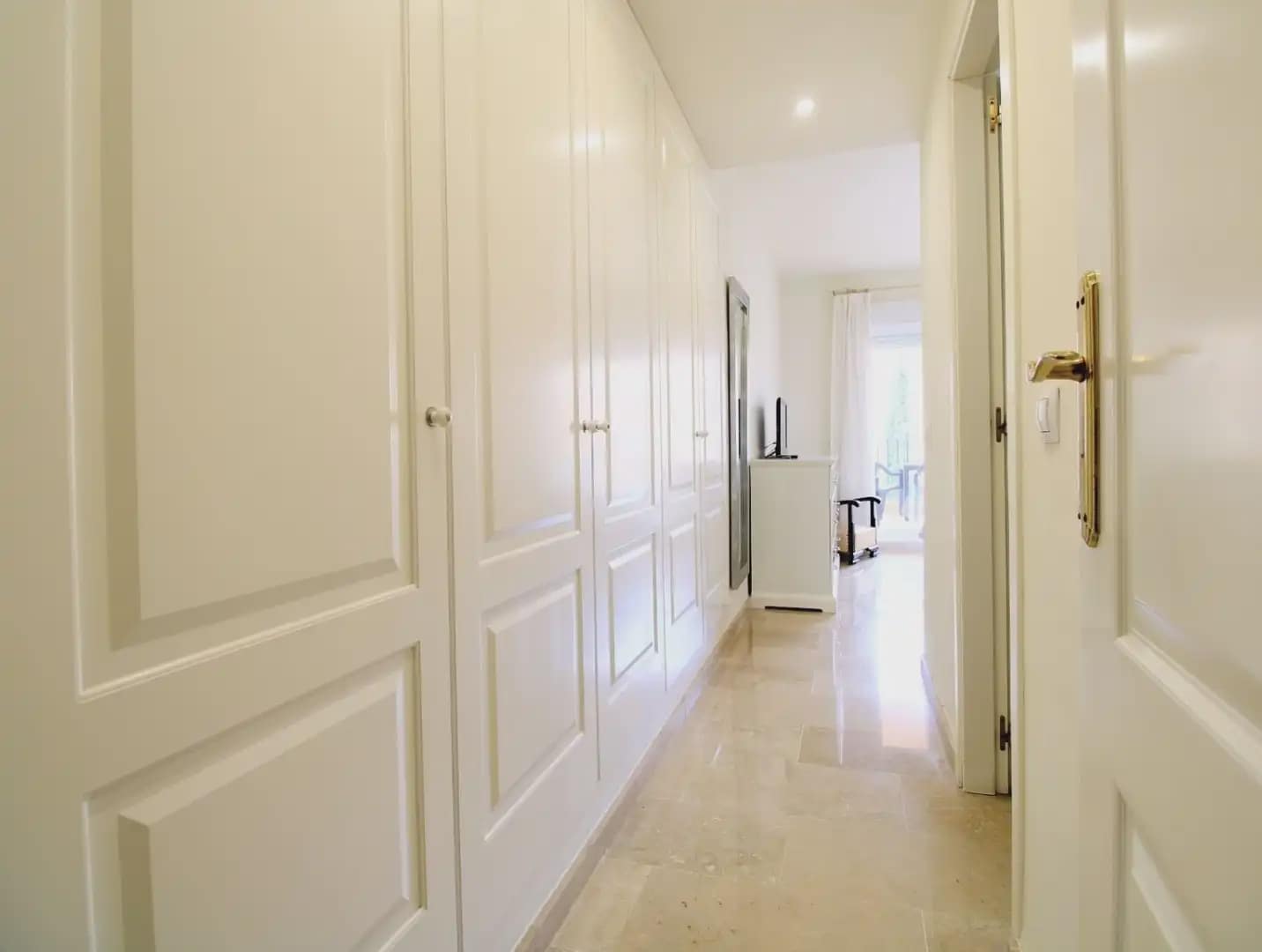 2 sypialnia Mieszkanie do wynajęcia w Mijas z basenem garażem - 1 490 € (Ref: 9843835)
