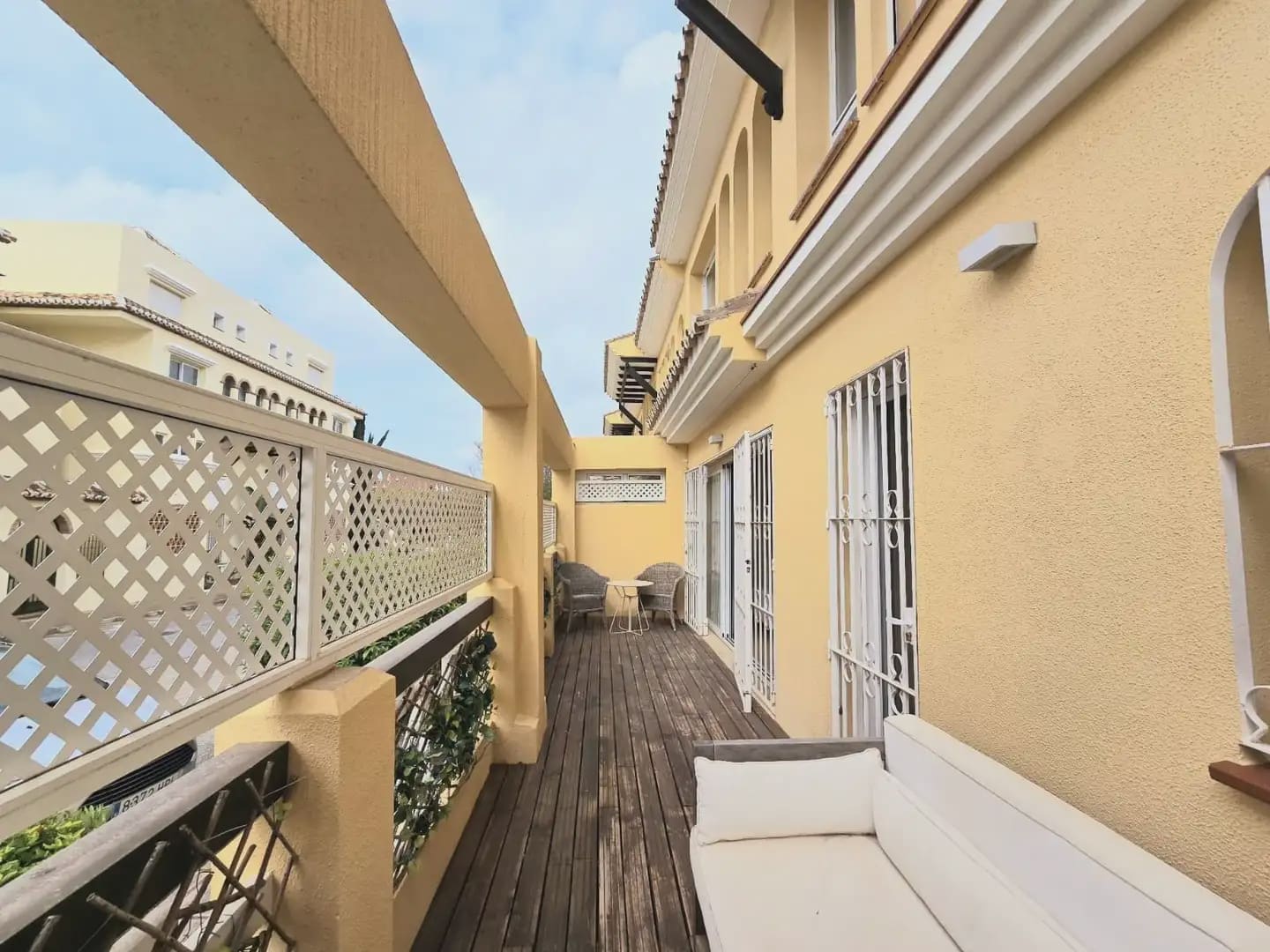 4 Zimmer Wohnung zu verkaufen in Marbella mit Pool Garage - 675.000 € (Ref: 9843836)