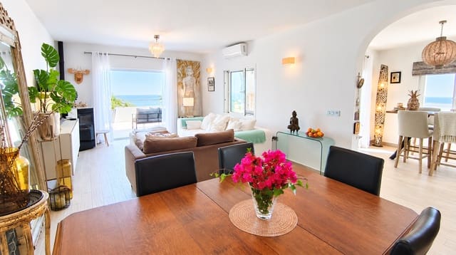 4 soverom Villa til salgs i Mojácar med svømmebasseng garasje - € 950 000 (Ref: 10139071)