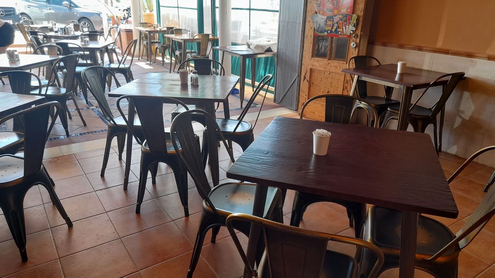 Commercial for sale in Mojacar - € 179,950 (Ref: 7646771)