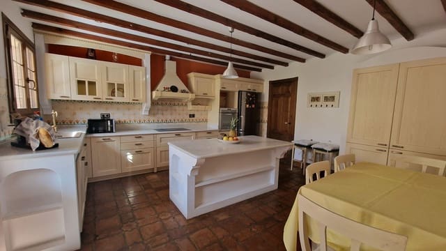 5 camera da letto Villa in vendita in Turre con garage - 395.000 € (Rif: 8312927)