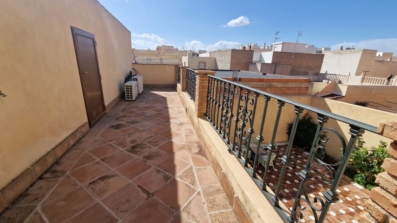 5 camera da letto Villa in vendita in Turre con garage - 395.000 € (Rif: 8312927)