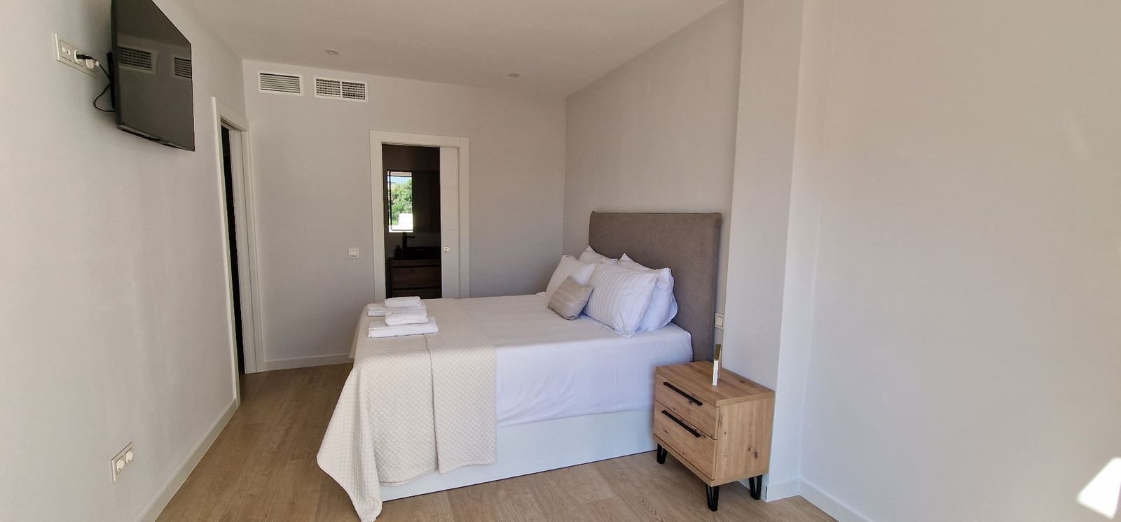 Apartamento de 2 habitaciones en Mojácar en venta con piscina garaje - 275.000 € (Ref: 8926107)