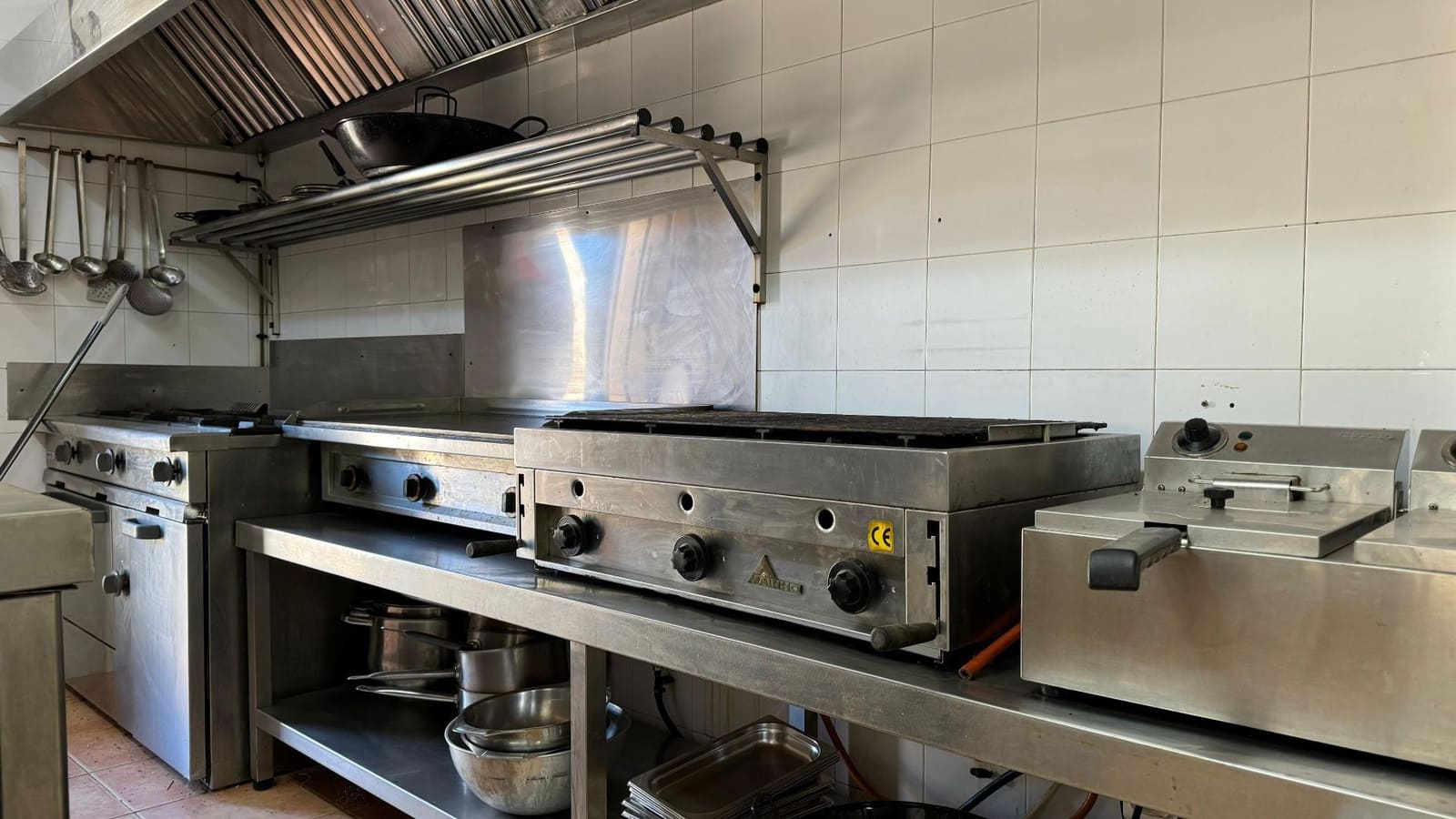 Kommersiell til salgs i Los Gallardos - € 200 000 (Ref: 8969863)