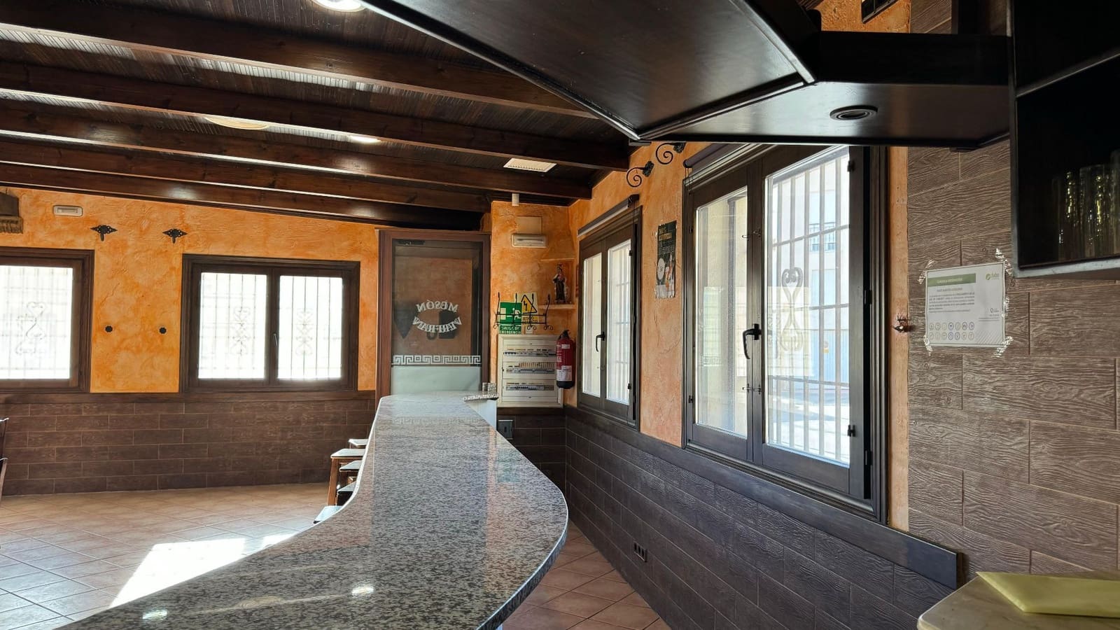 Kommersiell til salgs i Los Gallardos - € 200 000 (Ref: 8969863)