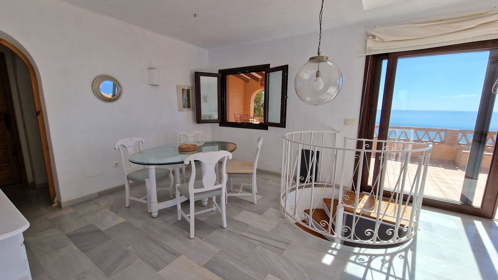 4 bedroom Villa for sale in Mojacar with pool garage - € 499,000 (Ref: 9008401)
