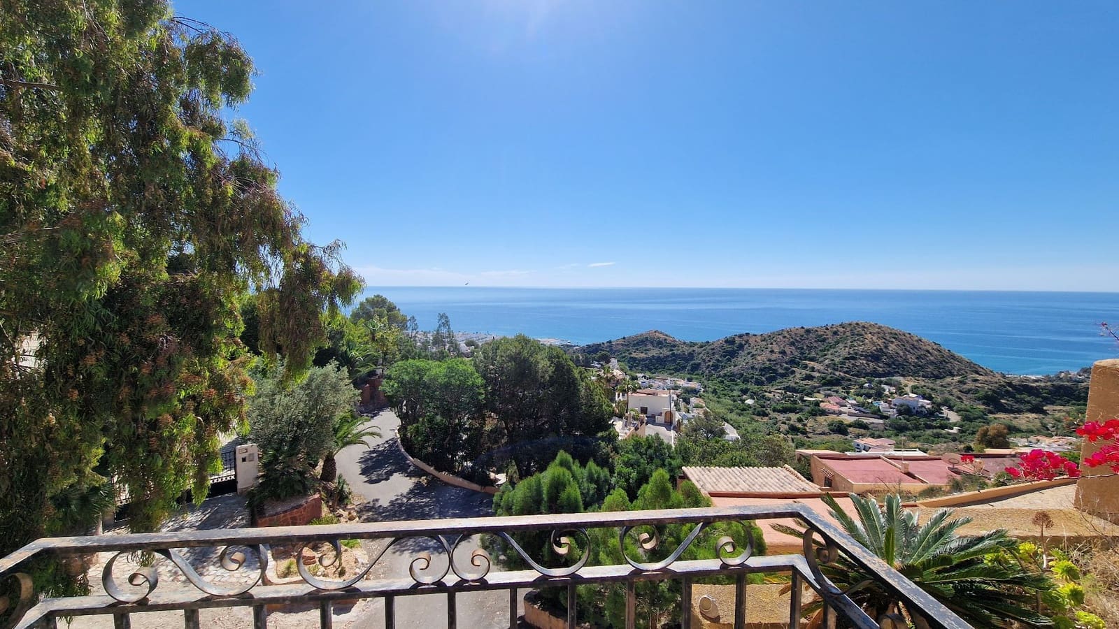 4 bedroom Villa for sale in Mojacar with pool garage - € 499,000 (Ref: 9008401)