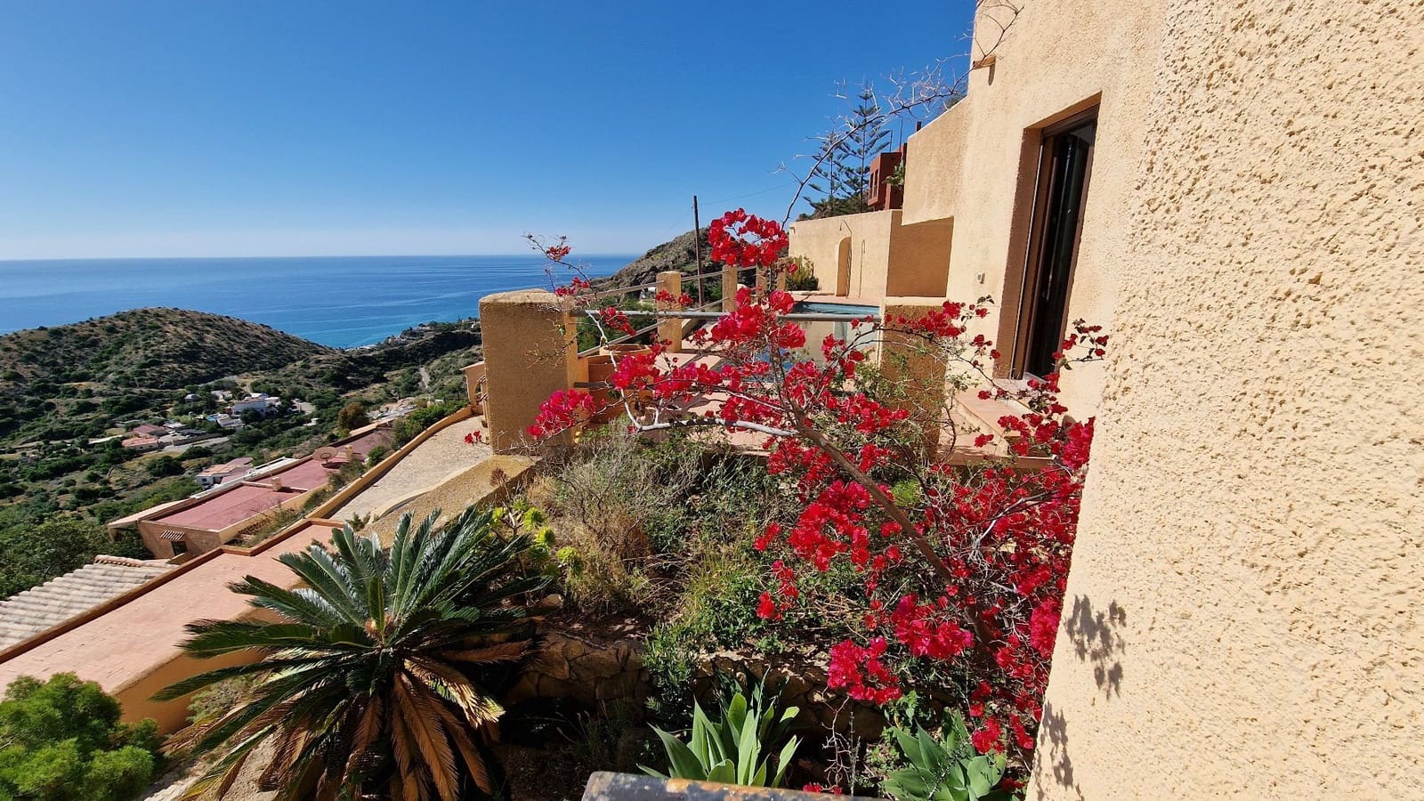 4 bedroom Villa for sale in Mojacar with pool garage - € 499,000 (Ref: 9008401)