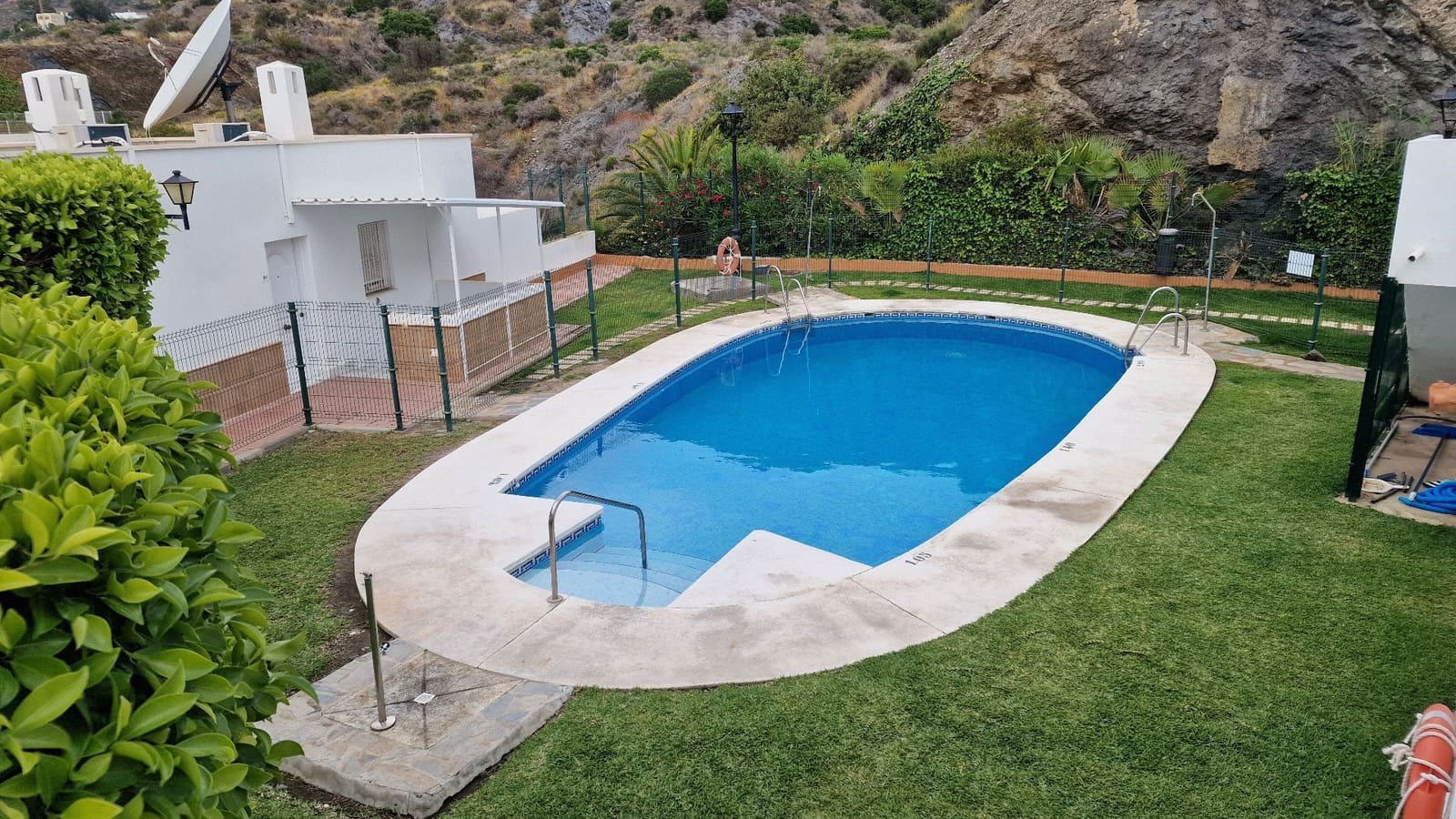 2 bedroom Apartment for sale in Mojacar with pool garage - € 360,000 (Ref: 9013579)