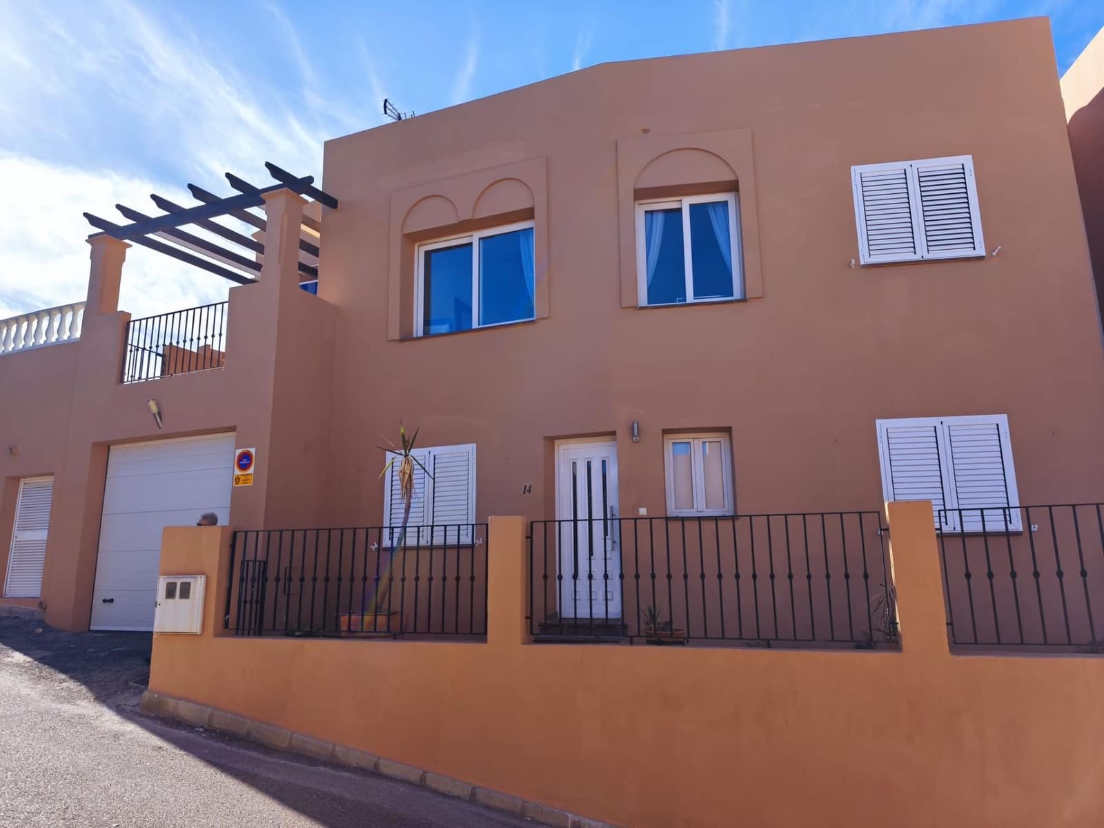 3 sypialnia Willa na sprzedaż w Mojacar z basenem garażem - 459 950 € (Ref: 9029224)