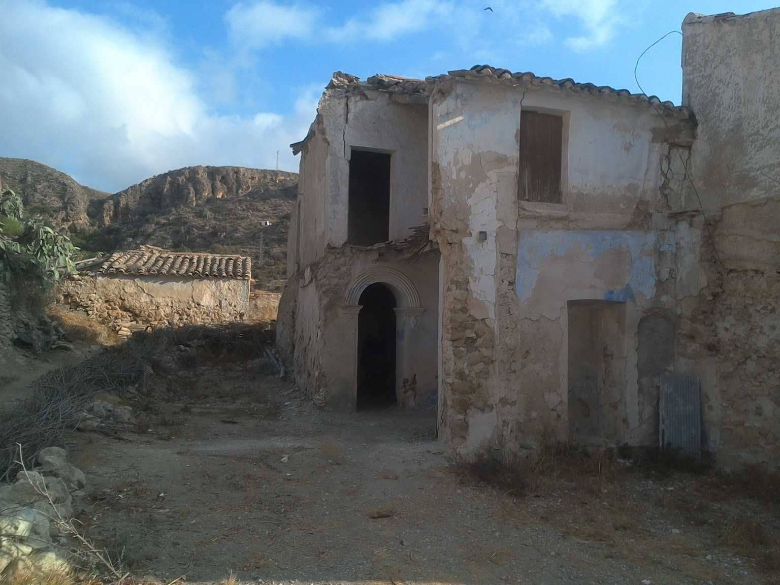 Grunde uden byggetilladelser til salg i Cariatiz - € 20.000 (Ref: 9062094)