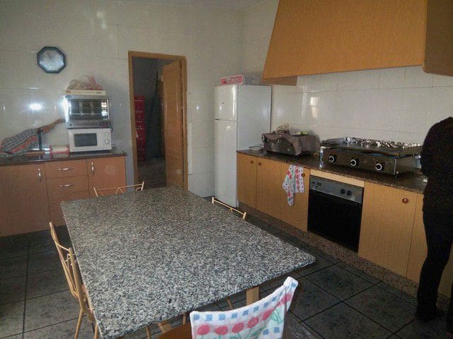 8 soveværelse Hotel til salg i Cariatiz med garage - € 350.000 (Ref: 9124575)