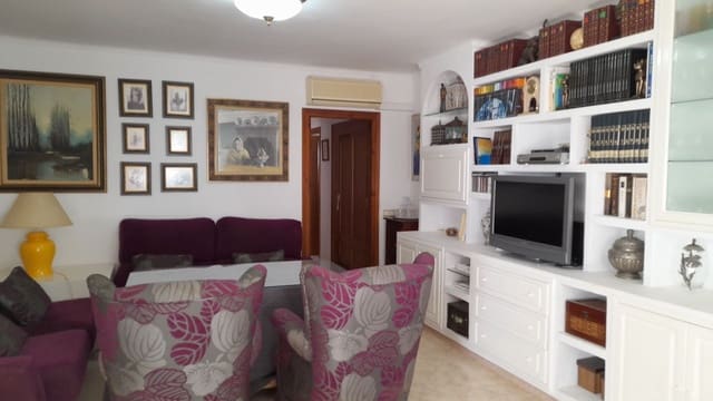 4 bedroom Townhouse for sale in Mojácar with garage - € 190,000 (Ref: 9160773)