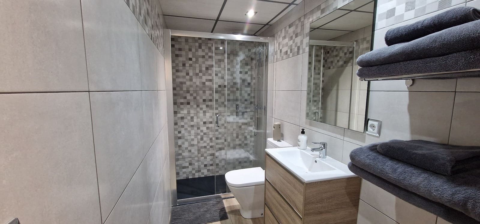 2 bedroom Apartment for sale in Mojacar with pool - € 299,950 (Ref: 9303037)