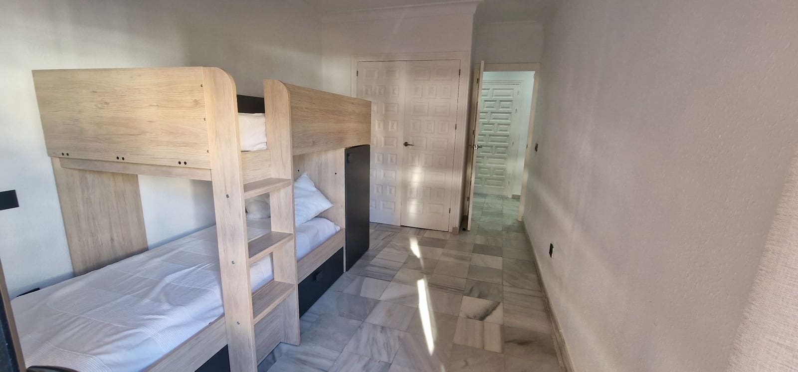 2 bedroom Apartment for sale in Garrucha - € 197,000 (Ref: 9511942)