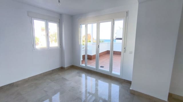 Casa de 3 habitaciones en Mojácar en venta con piscina garaje - 310.000 € (Ref: 9540716)