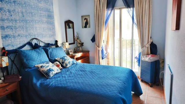 2 makuuhuone Huoneisto myytävänä paikassa Vera mukana uima-altaan 
autotalli - 150 000 € (Ref: 9669875)