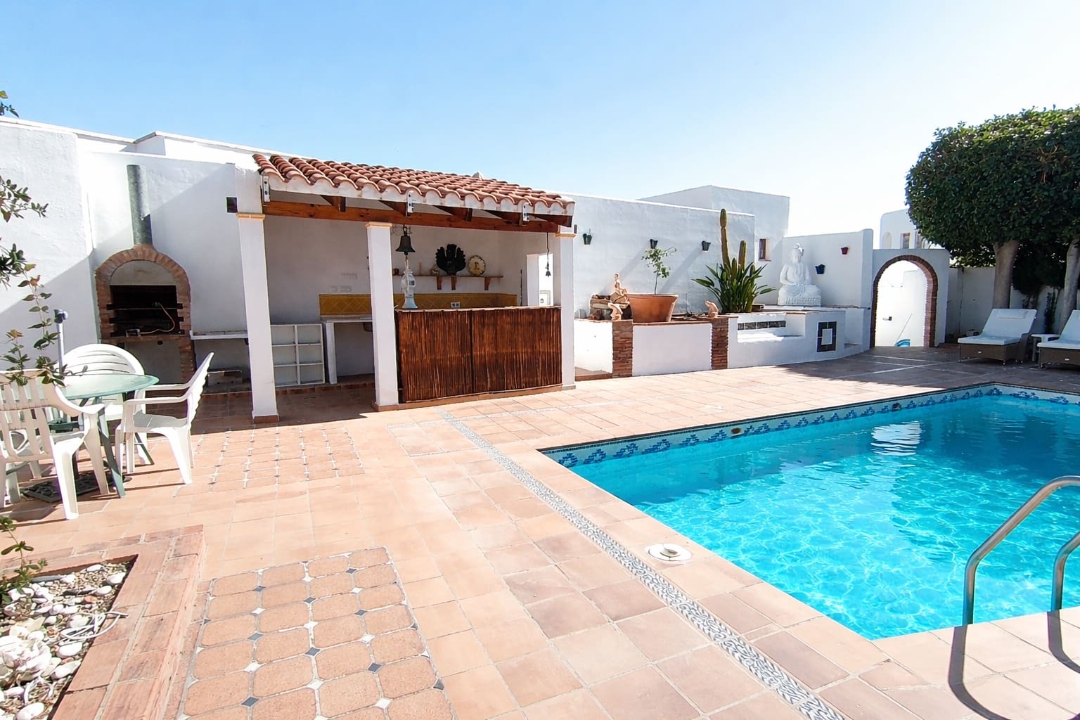 5 makuuhuone Huvila myytävänä paikassa Mojacar mukana uima-altaan 
autotalli - 825 000 € (Ref: 9737872)