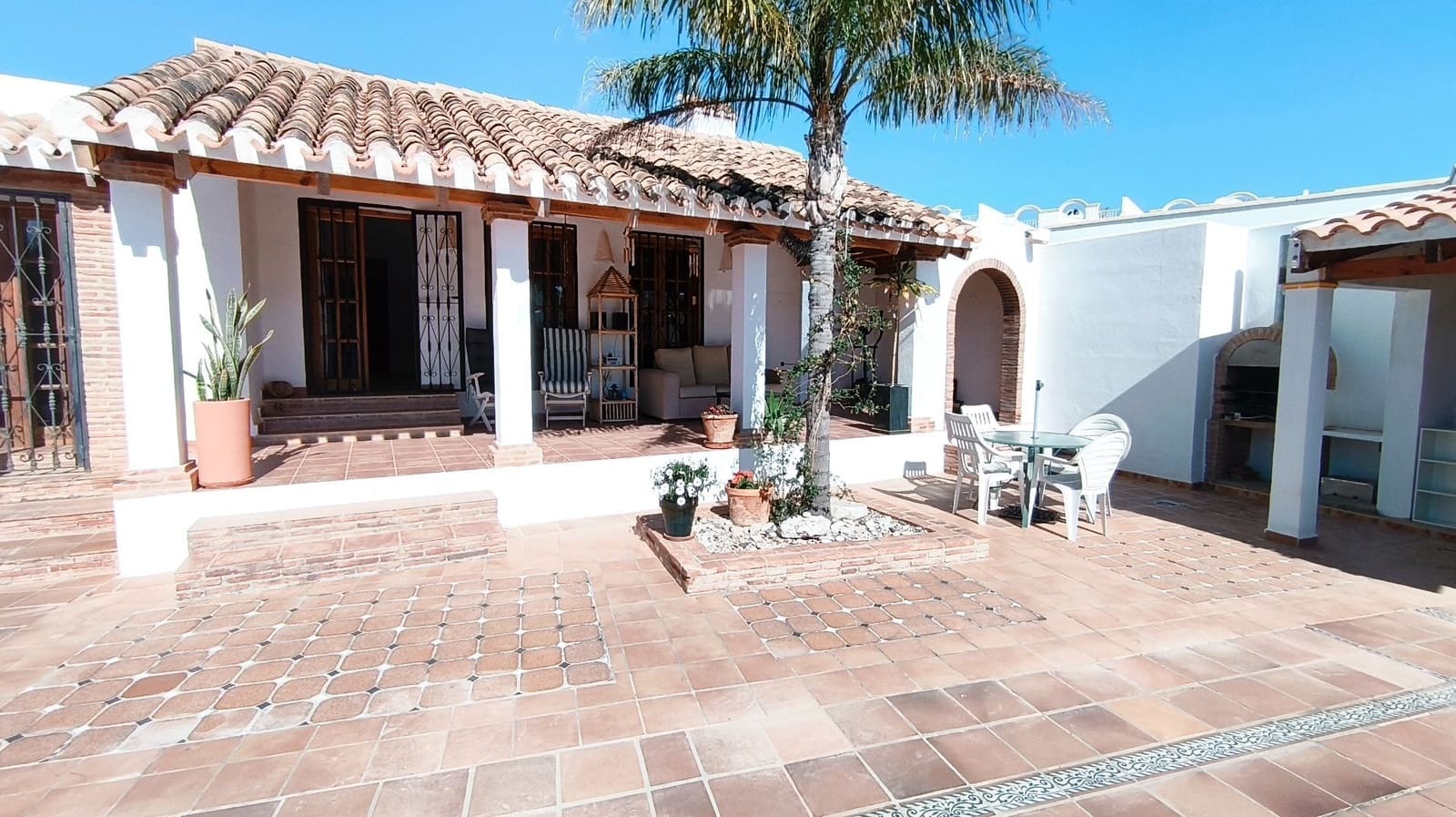 5 makuuhuone Huvila myytävänä paikassa Mojacar mukana uima-altaan 
autotalli - 825 000 € (Ref: 9737872)