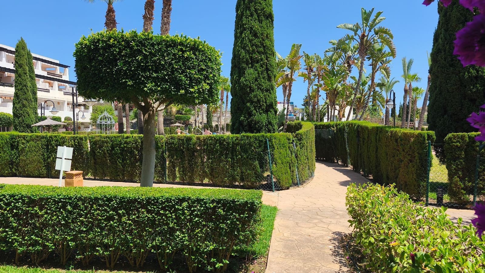 2 bedroom Apartment for sale in Mojacar with pool garage - € 249,950 (Ref: 9893662)