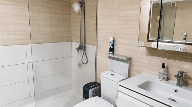 2 slaapkamer Appartement te koop in Garrucha met garage - € 195.000 (Ref: 9932736)