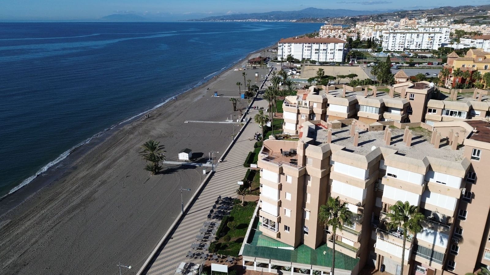 2 sypialnia Mieszkanie na sprzedaż w Torrox-Costa z basenem - 295 000 € (Ref: 10006215)