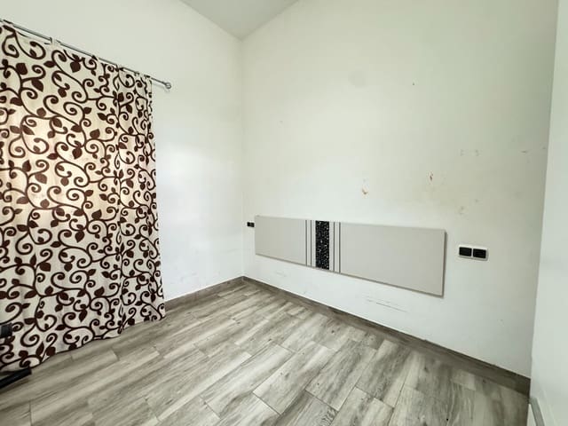 3 sypialnia Komercyjne na sprzedaż w Urbanización Santa Rosa, Torrox - 180 000 € (Ref: 10025098)