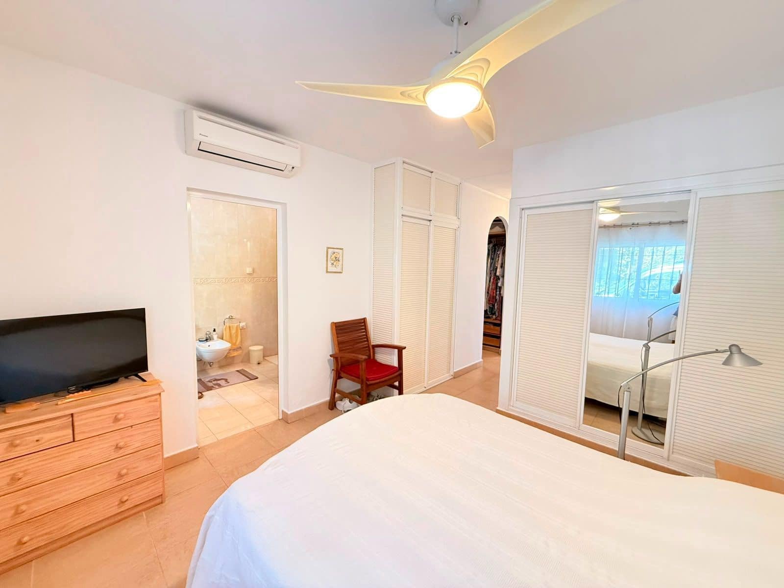 4 chambre Villa/Maison à vendre à Velez-Malaga avec garage - 795 000 € (Ref: 10025099)