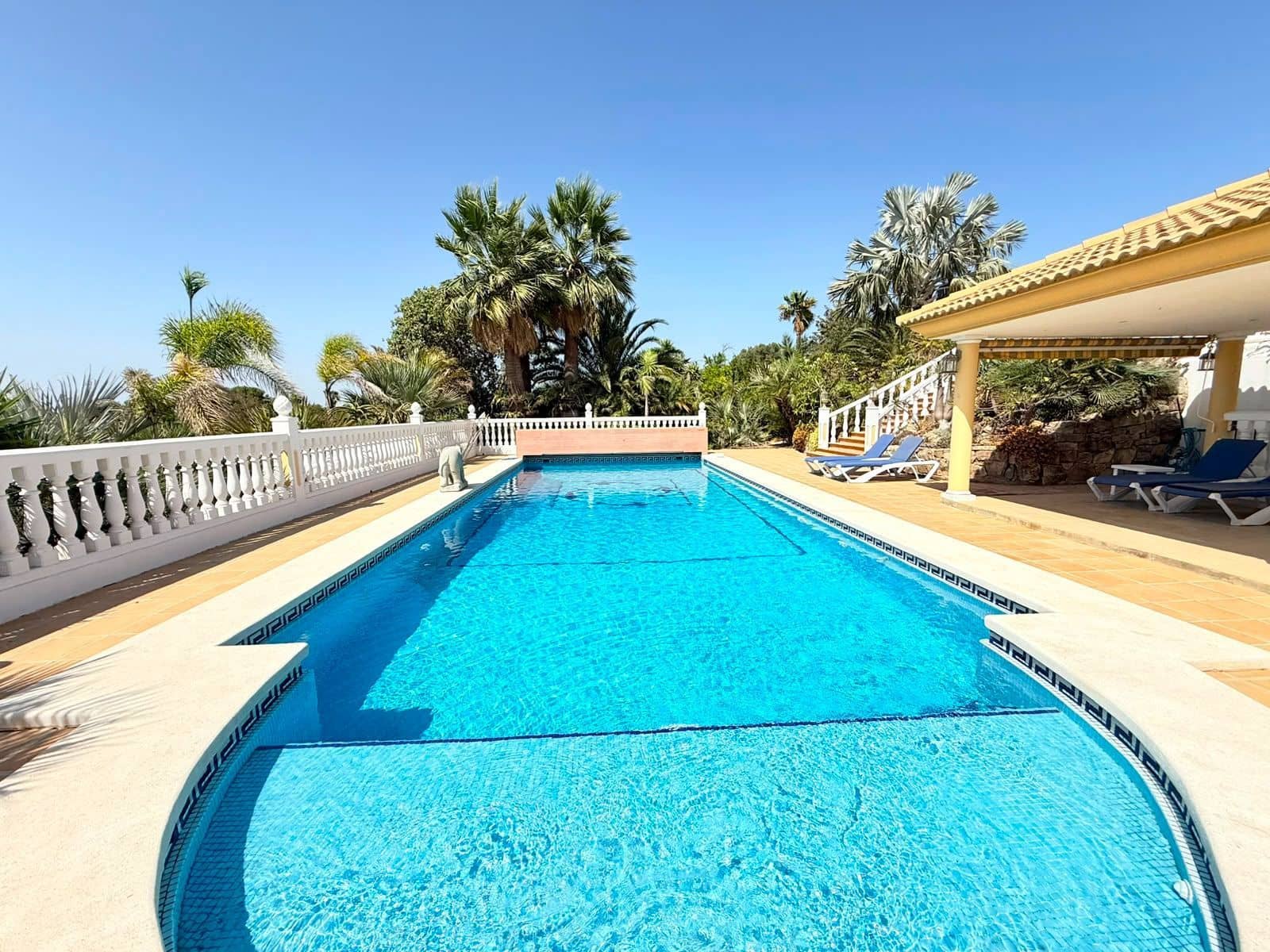 4 chambre Villa/Maison à vendre à Velez-Malaga avec garage - 795 000 € (Ref: 10025099)