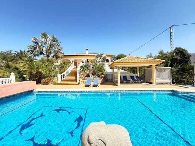 4 quarto Moradia para venda em Vélez-Málaga com garagem - 795 000 € (Ref: 10025099)