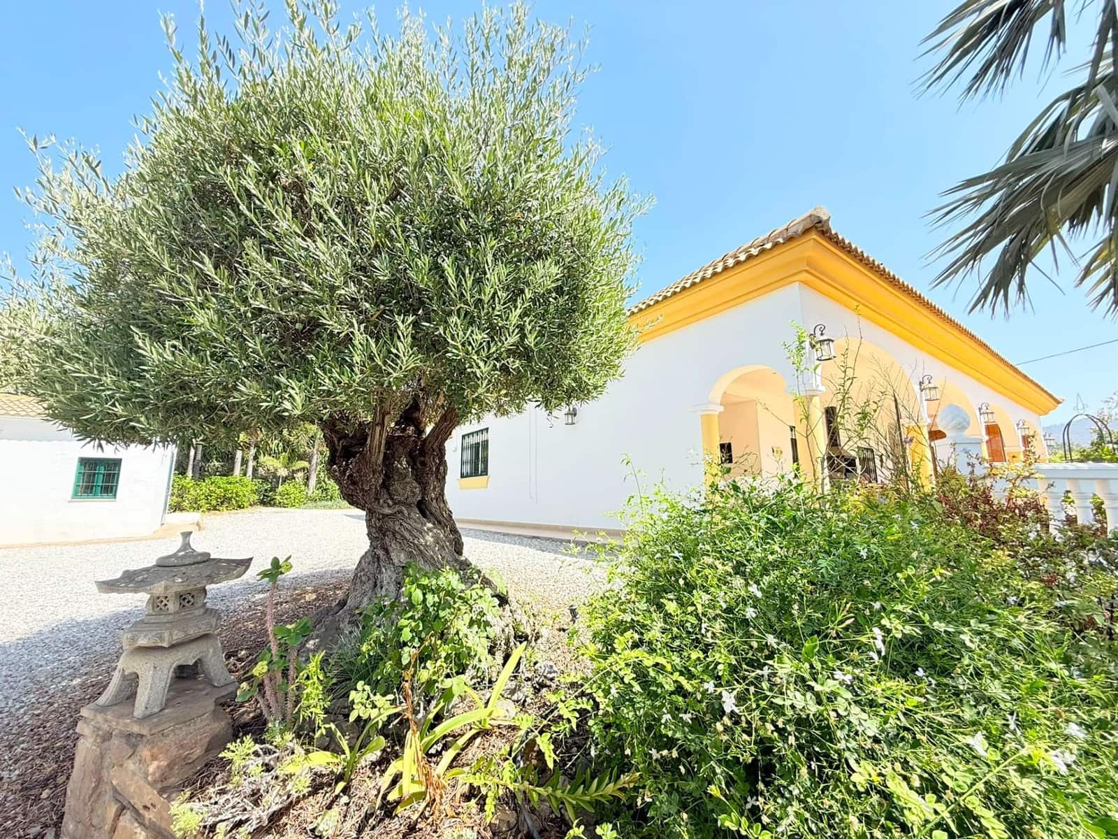 4 chambre Villa/Maison à vendre à Velez-Malaga avec garage - 795 000 € (Ref: 10025099)