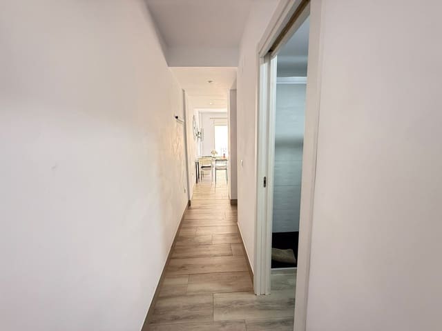 2 bedroom Flat for sale in El Morche, Torrox with garage - € 230,000 (Ref: 10088857)
