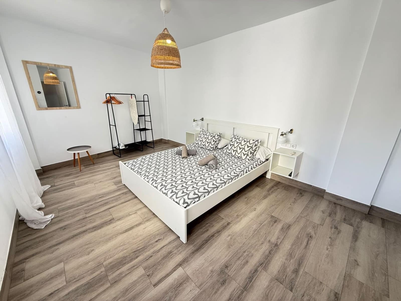2 bedroom Flat for sale in Torrox-Costa with garage - € 230,000 (Ref: 10088857)