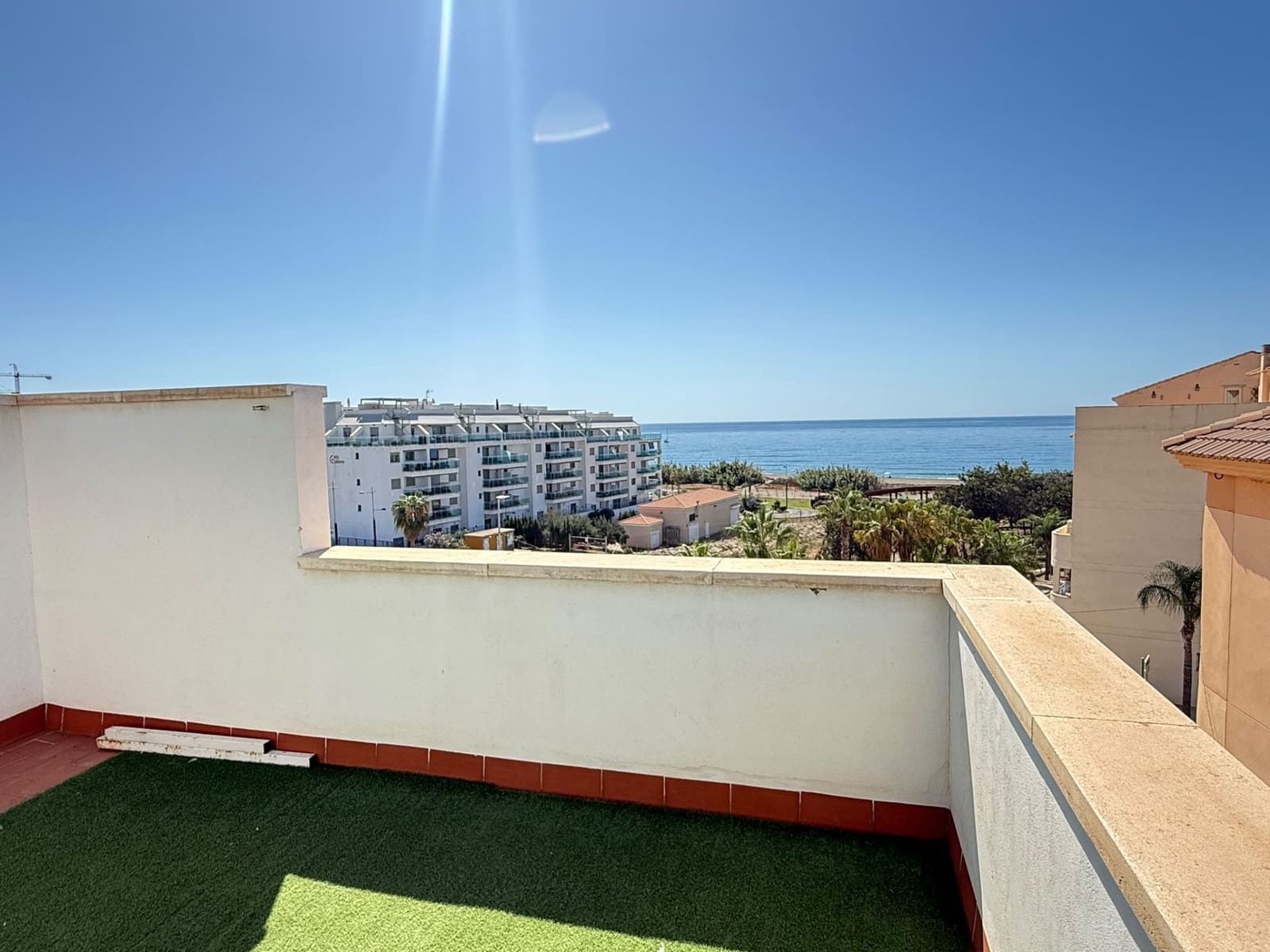 2 bedroom Flat for sale in Torrox-Costa with garage - € 230,000 (Ref: 10088857)