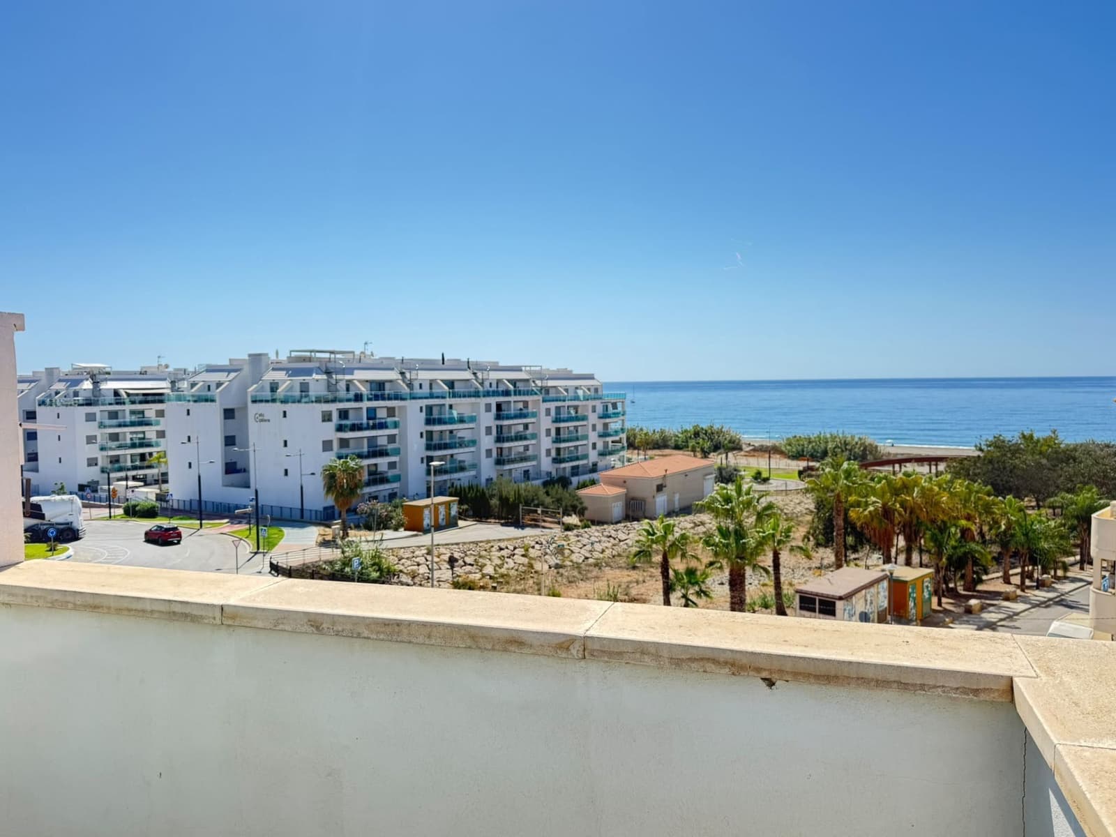 2 bedroom Flat for sale in Torrox-Costa with garage - € 230,000 (Ref: 10088857)