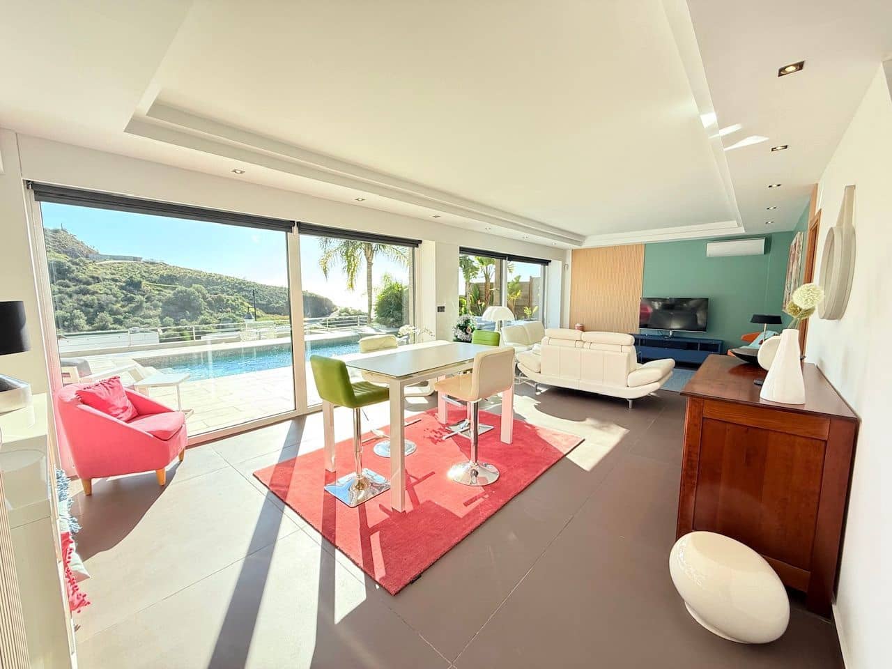 5 chambre Villa/Maison à vendre à Torrox-Costa avec piscine garage - 950 000 € (Ref: 10108929)