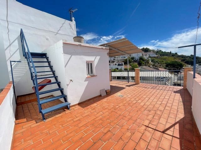 4 sovrum Hus till salu i Competa - 144 900 € (Ref: 10118758)