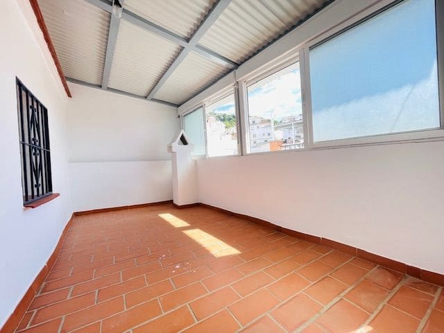 4 sovrum Hus till salu i Competa - 144 900 € (Ref: 10118758)