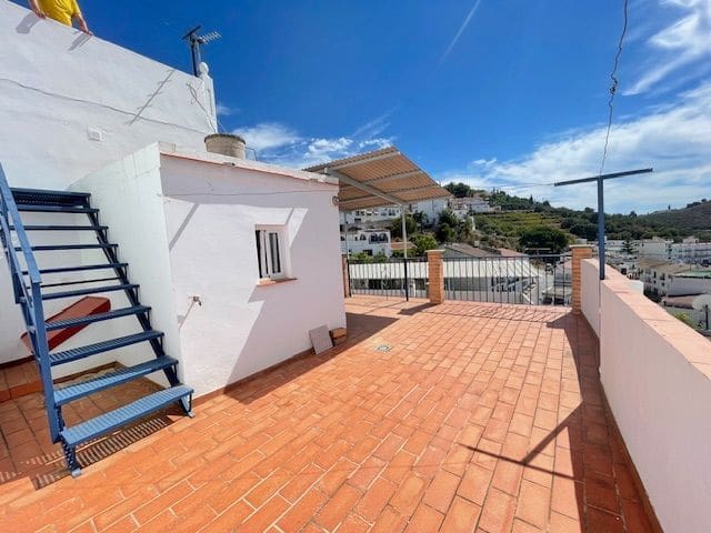 4 sovrum Hus till salu i Competa - 144 900 € (Ref: 10118758)