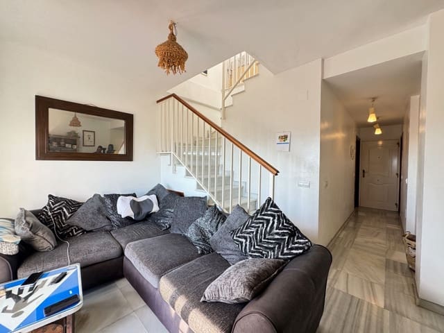 2 makuuhuone Omakotitalo myytävänä paikassa Urbanización Santa Rosa, Torrox mukana uima-altaan 
autotalli - 275 000 € (Ref: 10157248)