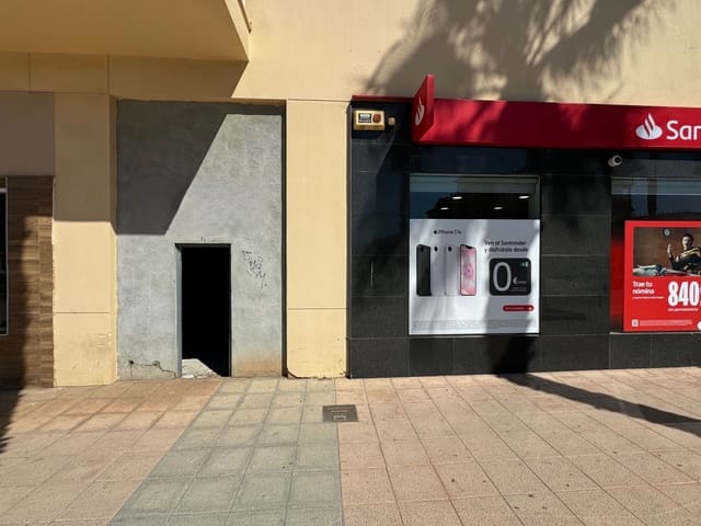 Gewerbe zu verkaufen in Urbanización Santa Rosa, Torrox - 189.000 € (Ref: 10170561)