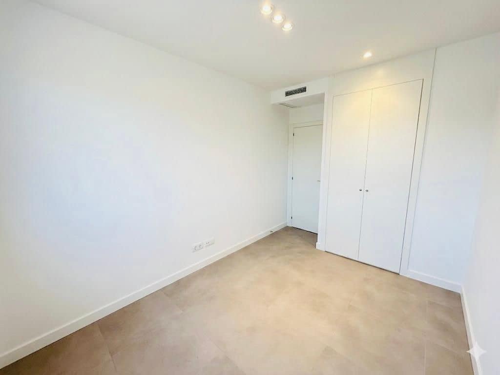3 quarto Penthouse para venda em Torrox-Costa com piscina garagem - 675 000 € (Ref: 9854351)