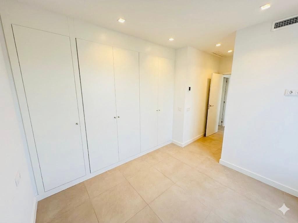 3 quarto Penthouse para venda em Torrox-Costa com piscina garagem - 675 000 € (Ref: 9854351)