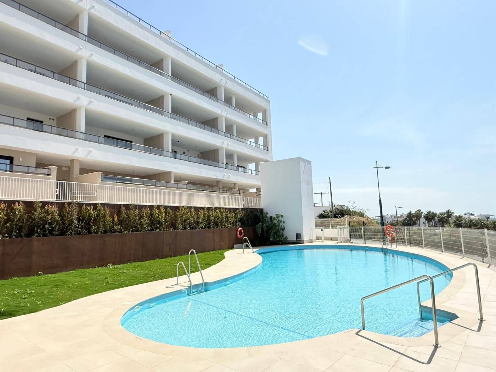3 quarto Penthouse para venda em Torrox-Costa com piscina garagem - 675 000 € (Ref: 9854351)