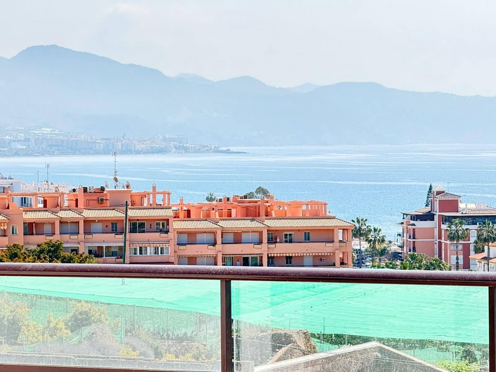 3 quarto Penthouse para venda em Torrox-Costa com piscina garagem - 675 000 € (Ref: 9854351)